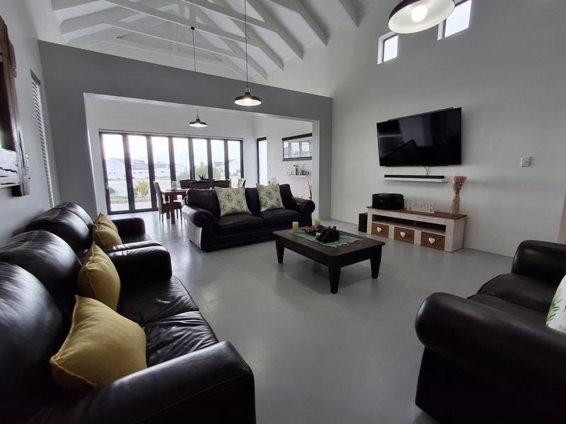 3 Bedroom Property for Sale in Britannia Bay Western Cape